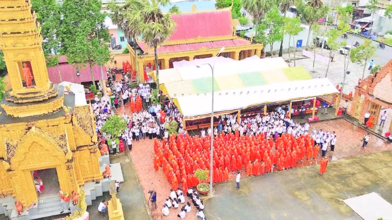Chư tăng, phật tử làm lễ tưởng niệm 4 vị sư liệt sĩ tại Tháp Cù Là.