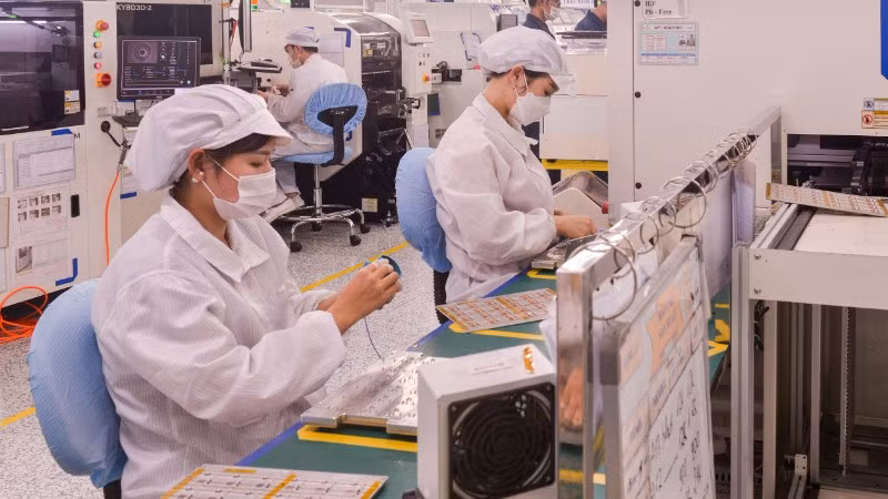 Nâng cao chất lượng dòng vốn FDI hướng tới các ngành công nghệ cao, bán dẫn, điện tử và trí tuệ nhân tạo. (Ảnh: Thái Sơn)