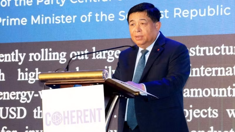 Phó Thủ tướng Chính phủ Nguyễn Chí Dũng phát biểu tại buổi Lễ khánh thành nhà máy Coherent, Khu công nghiệp Nhơn Trạch 1, tỉnh Đồng Nai.