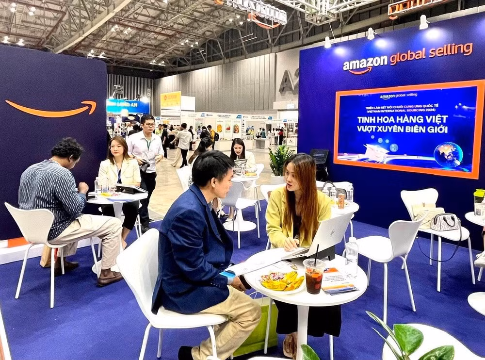Trong 5 năm gần đây, số lượng sản phẩm từ các doanh nghiệp Việt Nam bán ra trên nền tảng Amazon đã tăng hơn 300%. (Nguồn AMAZON GLOBAL Selling Việt Nam)