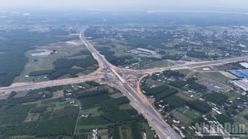 ndo_br_dji-20250927120350-0536-d-resize-5801.jpg