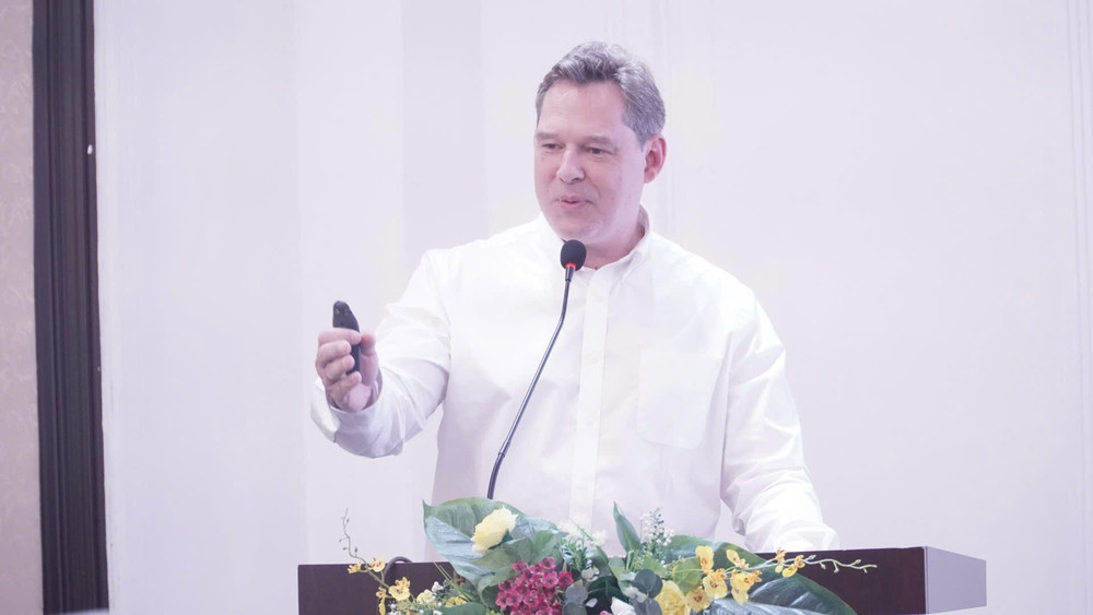 Giáo sư Michael Mehling, Viện Công nghệ Massachusetts (MIT, Hoa Kỳ). gsmc17.jpg