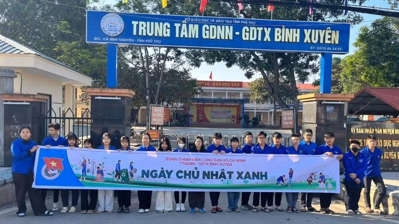 Đoàn thanh niên tổ chức nhiều hoạt động có ý nghĩa giáo dục.