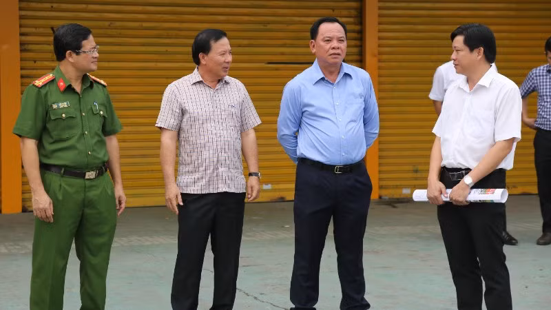 nguyenvanut-phuoctuan-01-5156.jpg