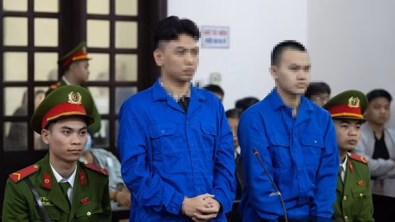 bi-cao-7660.jpg