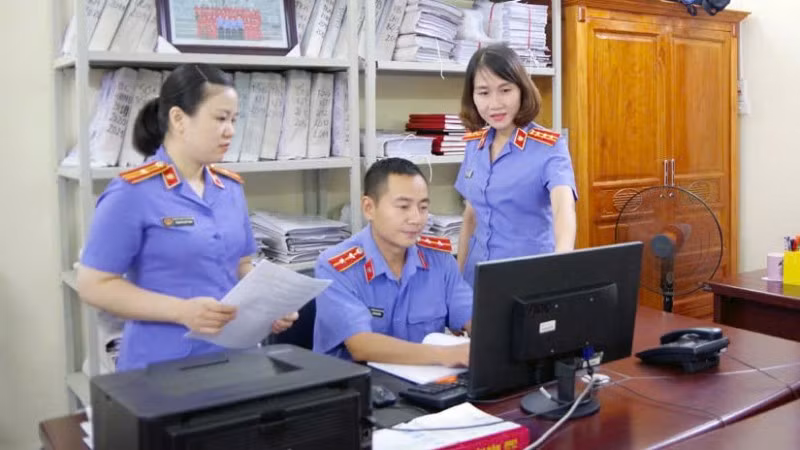 Các kiểm sát viên thời gian qua thực hiện tốt chức năng điều tra, thực hành quyền công tố.