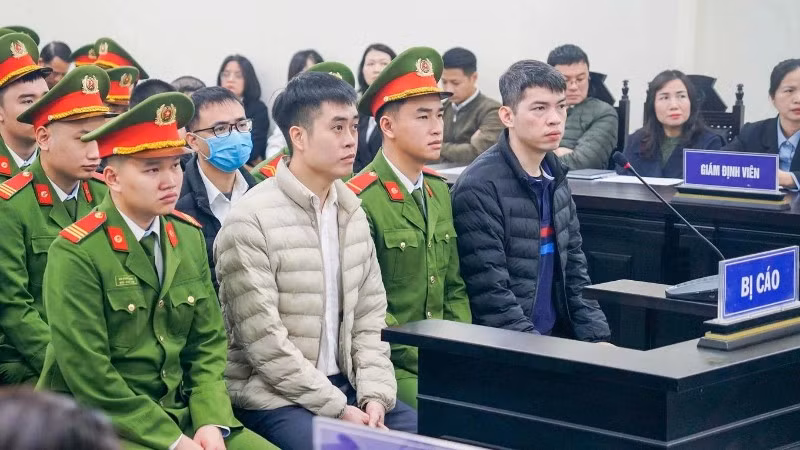 Các bị cáo tại phiên tòa.