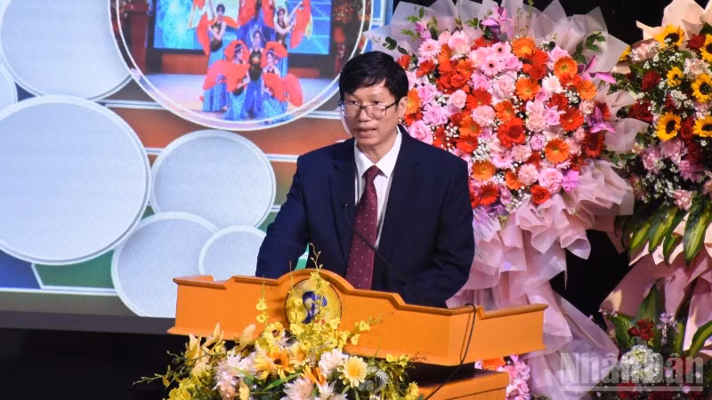 ndo_br_dsc-8625-8526.jpg