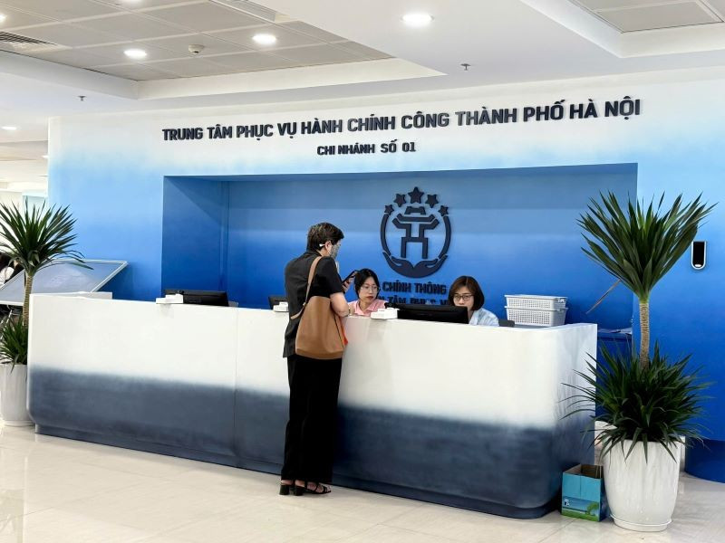 Trung tâm Phục vụ hành chính công thành phố Hà Nội chi nhánh số 01. 