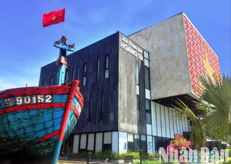 Nhà trưng bày Hoàng Sa - trụ sở của Đặc khu Hoàng Sa, thành phố Đà Nẵng. (Ảnh: ANH ĐÀO) f7a2f76faac81d9644d9-8214.jpg