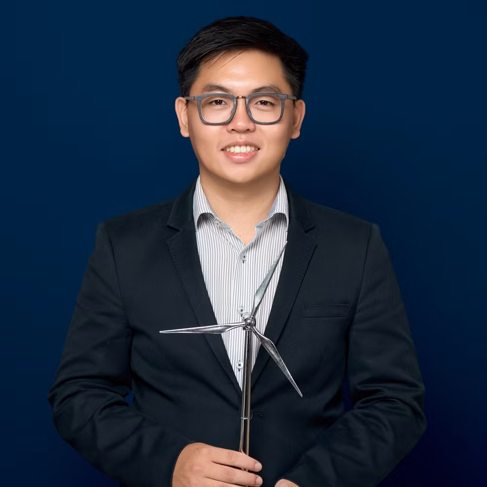 12-minh-khoi.jpg