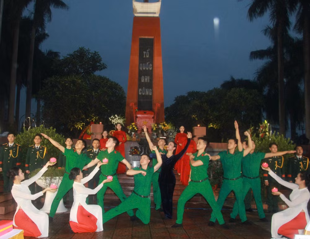chuong-trinh-nghe-thuat.jpg