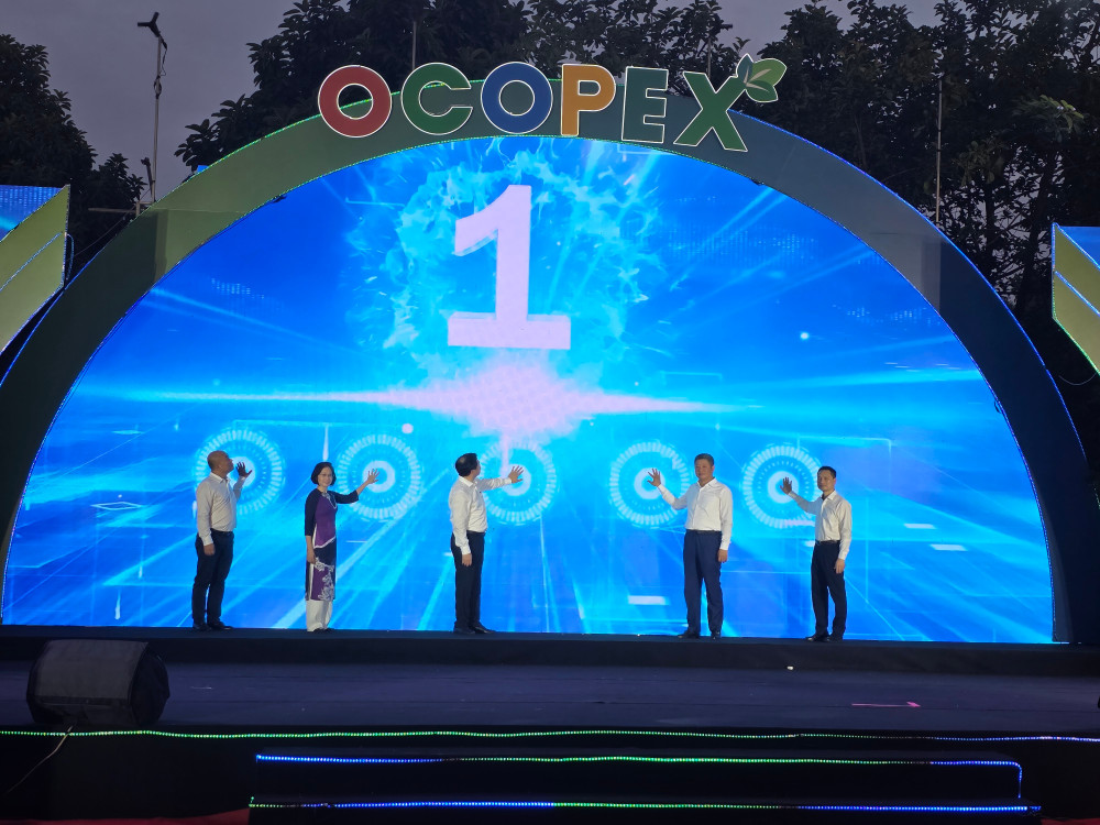 Chính thức khai mạc Hội chợ các sản phẩm OCOP xuất khẩu” - VIETNAM OCOPEX 2025. 1000097010.jpg