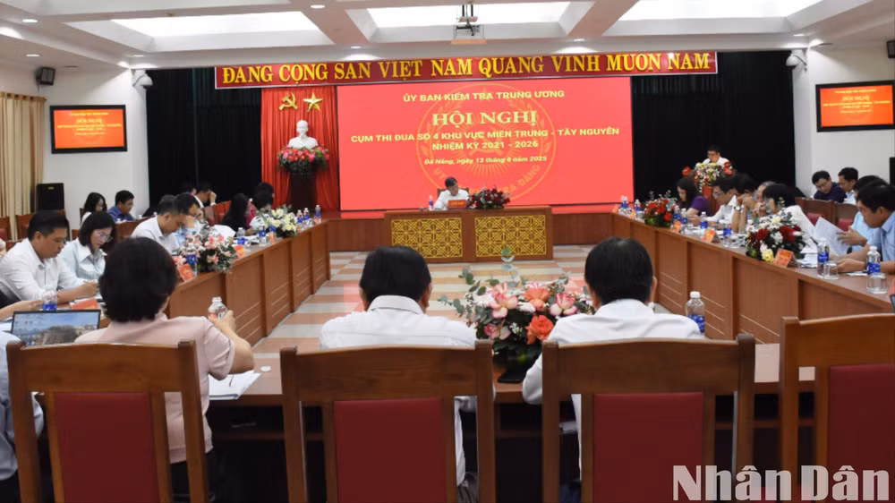 Quang cảnh hội nghị chiều 13/6. (Ảnh: ANH ĐÀO)