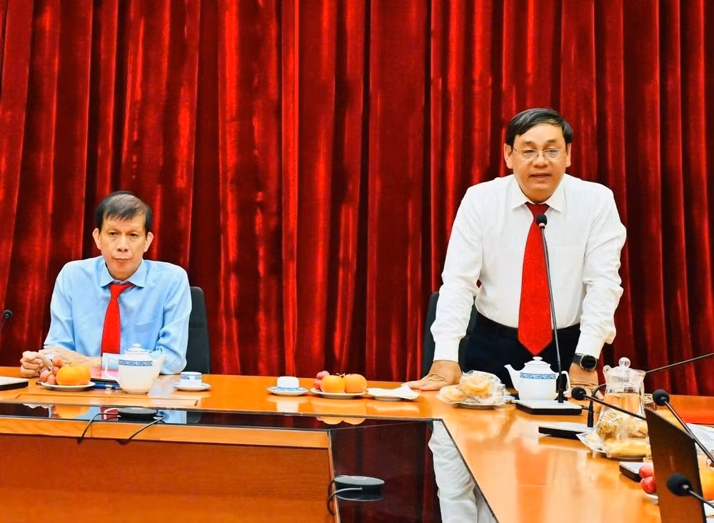 Đồng chí Nguyễn Cao Lễ, Trưởng Ban Tổ chức Đảng ủy các Cơ quan Đảng Thành phố Hồ Chí Minh, phát biểu.