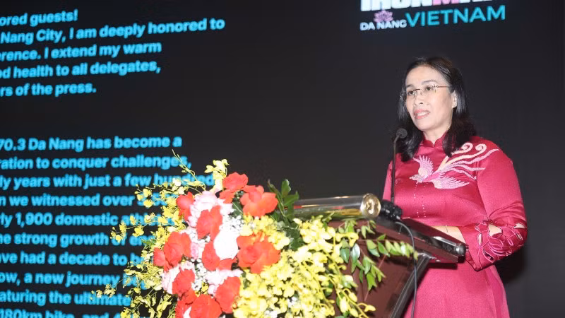Bà Nguyễn Thị Anh Thi, Phó Chủ tịch Ủy ban nhân dân thành phố Đà Nẵng phát biểu tại chương trình.