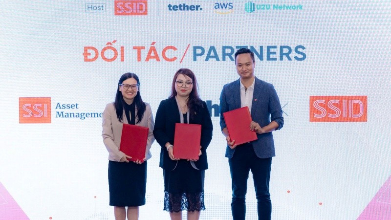 Biên bản ghi nhớ giữa SSI Asset Management (SSIAM), SSI Digital (SSID) và Tether nhằm thúc đẩy phát triển hạ tầng tài sản số và chia sẻ chuyên môn công nghệ tại Việt Nam.