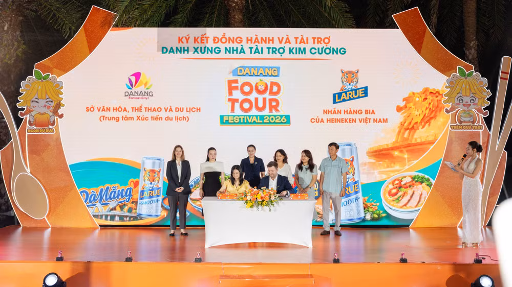 larue-ky-ket-bien-ban-ghi-nho-hop-tac-voi-so-vhttdl-thanh-pho-da-nang-voi-chu-de-larue-tu-hao-huong-vi-van-hoa-am-thuc-da-nang-02.jpg