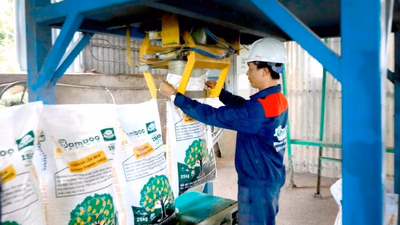 Các nhà máy trong nước đã sản xuất được hầu hết các loại phân bón chủ lực.