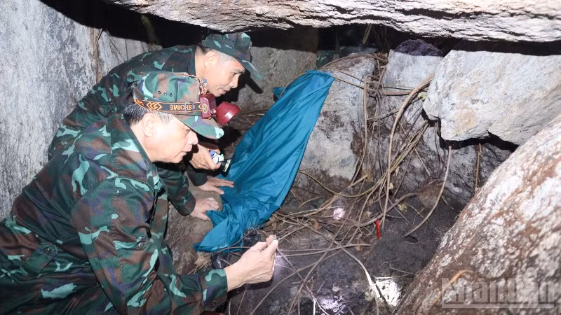 Nơi tìm thấy một phần xương và vật dụng của liệt sĩ hy sinh trong hang Đá Sập.