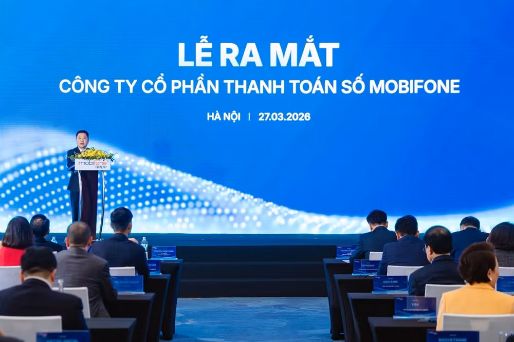 Ảnh: Phó Thống đốc Ngân hàng Nhà nước Nguyễn Ngọc Cảnh phát biểu tại sự kiện.