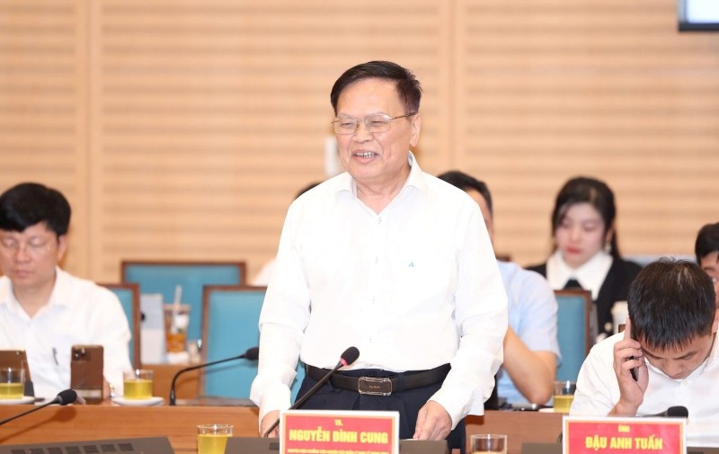 Tiến sĩ Nguyễn Đình Cung, nguyên Viện trưởng Viện Nghiên cứu quản lý kinh tế Trung ương đề xuất nhiều ý kiến. c.jpg
