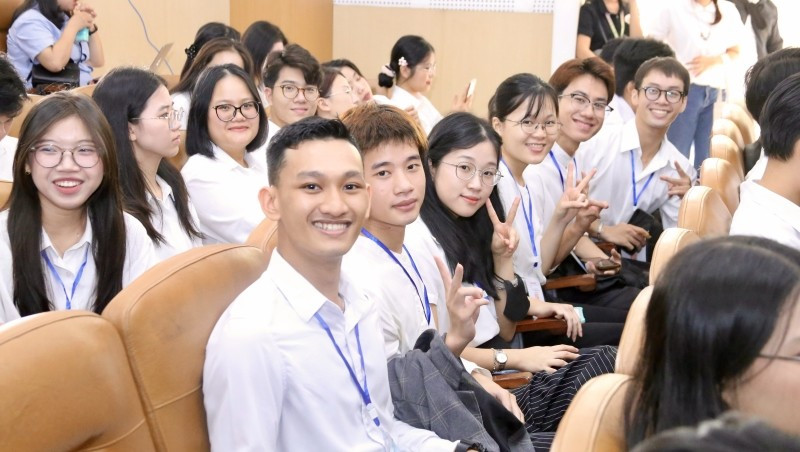 Thí sinh tham dự Vòng chung kết Giải thưởng Sinh viên nghiên cứu khoa học Euréka.