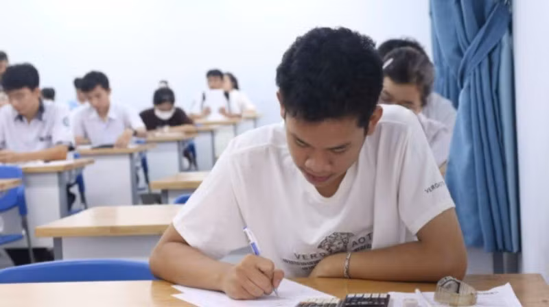 Thí sinh tham gia Kỳ thi đánh giá năng lực đợt 2. 