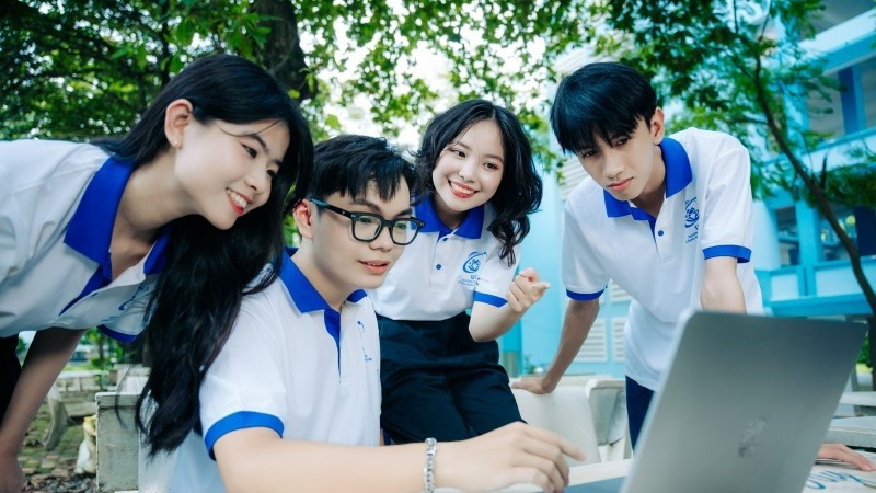 Sinh viên Trường đại học Công nghệ thông tin trao đổi học tập (Ảnh UIT)