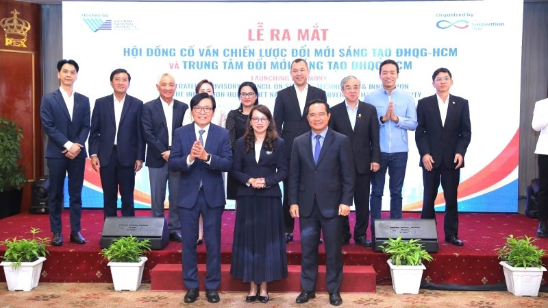 Đại học Quốc gia Thành phố Hồ Chí Minh ra mắt Hội đồng Cố vấn chiến lược Đổi mới sáng tạo dưới sự chứng kiến của đồng chí Nguyễn Văn Được, Chủ tịch Ủy ban nhân dân Thành phố Hồ Chí Minh.