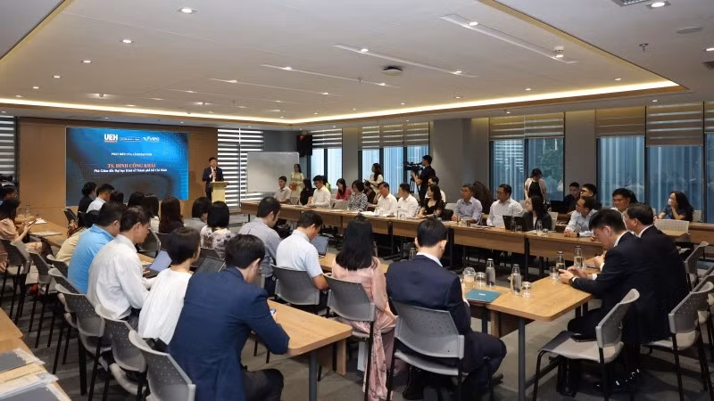 Quang cảnh khóa bồi dưỡng.