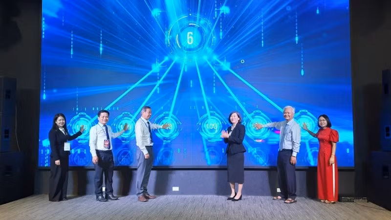 Nghi thức khai mạc Smart Healthcare 2026.