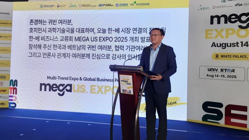 Ông Lâm Đình Thắng, Giám đốc Sở Khoa học và Công nghệ Thành phố Hồ Chí Minh phát biểu tại lễ công bố.