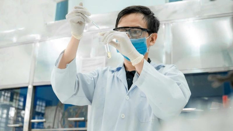 Nghiên cứu khoa học tại Đại học Quốc gia Thành phố Hồ Chí Minh.