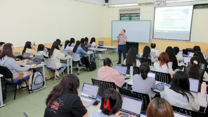 Giờ học của sinh viên Trường đại học Khoa học xã hội và Nhân văn.