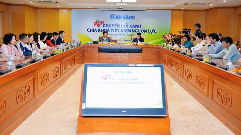 Toàn cảnh tọa đàm.