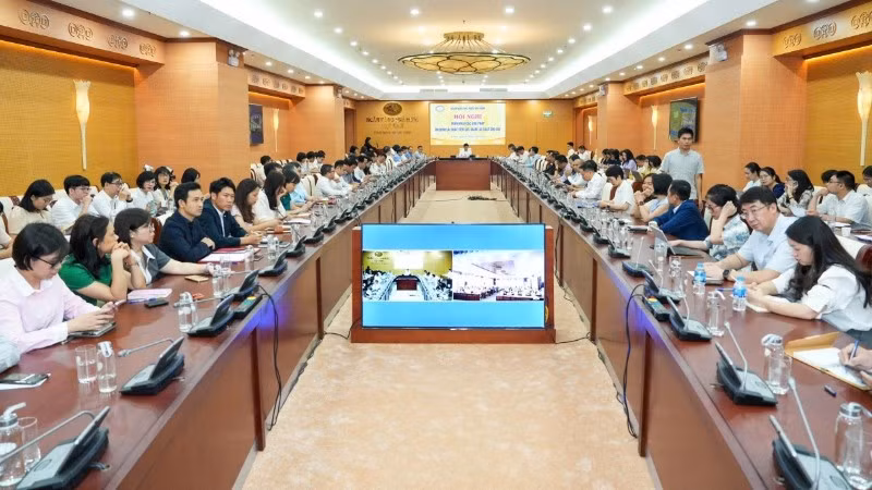 Toàn cảnh hội nghị. 