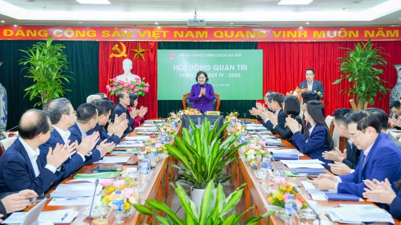 Toàn cảnh phiên họp.