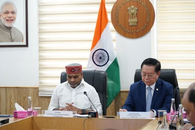 Đồng chí Nguyễn Trọng Nghĩa dẫn đầu Đoàn đại biểu Đảng Cộng sản Việt Nam thăm và làm việc tại Ấn Độ. (Ảnh: BNG)