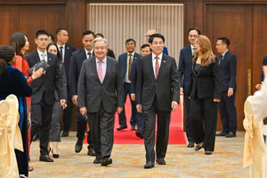 Chủ tịch nước Lương Cường và Tổng Thư ký Liên hợp quốc Antonio Guterres tới dự chiêu đãi.