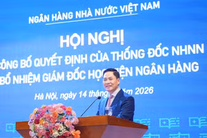 Phó Giáo sư, Tiến sĩ Bùi Hữu Toàn, Giám đốc Học viện Ngân hàng.