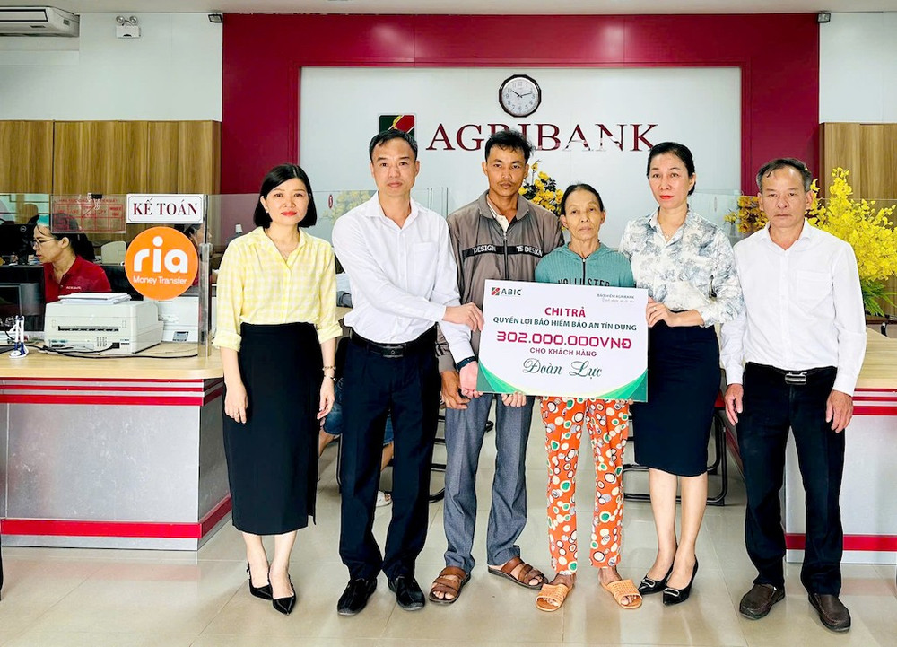 Bảo hiểm Bảo an tín dụng giúp người vay vốn tại Agribank được bảo vệ tài chính trong trường hợp không may xảy ra rủi ro như tử vong, thương tật toàn bộ hoặc một phần do tai nạn hoặc bệnh tật.