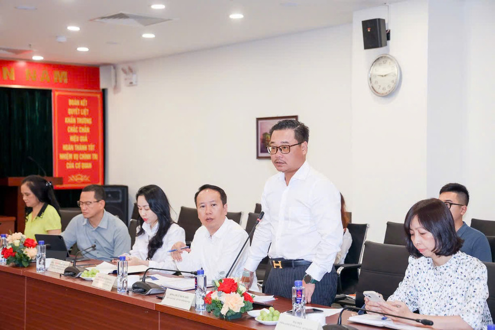 ông Lê Trung Hiếu, Phó Giám đốc Sở Tài chính Hà Nội khẳng định các đơn vị chức năng đang sẵn sàng cùng cộng đồng doanh nghiệp hiện thực hóa khát vọng phát triển mạnh mẽ. z6855961461907-3b322127ea1ea77d0cce9a8e7828a098.jpg