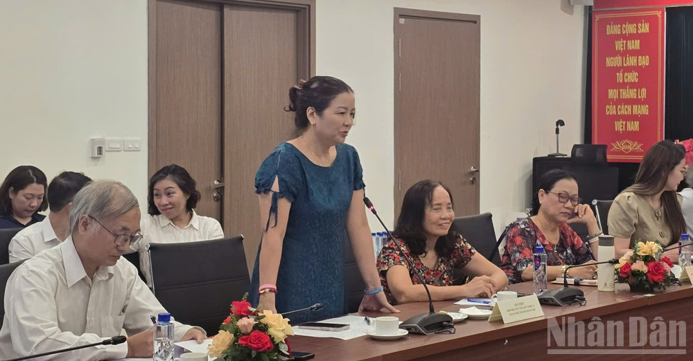 Bà Trần Thị Phương Lan, nguyên Quyền Giám đốc Sở Công Thương Hà Nội đề xuất đẩy mạnh kêu gọi đầu tư vào lĩnh vực công nghệ cao, chế biến sâu, giáo dục–y tế và làng nghề. ndo_br_z6856381785239-7c5f5fea5816a8a2d085bdc7ceab3320.jpg