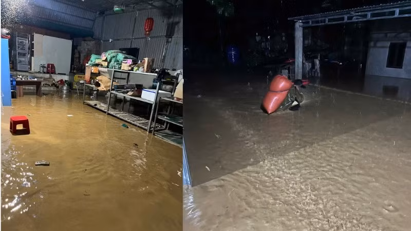 Lũ quét gây ngập úng nhà dân. 