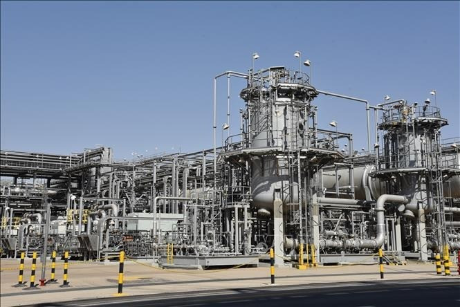 Một nhà máy lọc dầu ở Dammam, Saudi Arabia. (Ảnh: THX/TTXVN)