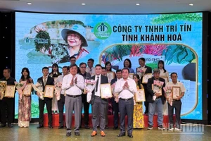 Công ty trách nhiệm hữu hạn Trí Tín Nha Trang (Khánh Hòa), đơn vị tiên phong ứng dụng quy trình hiện đại trong nuôi trồng và chế biến rong nho. Hiện doanh nghiệp có một sản phẩm đạt OCOP 5 sao cấp quốc gia. (Ảnh: NGUYỄN TRUNG)
