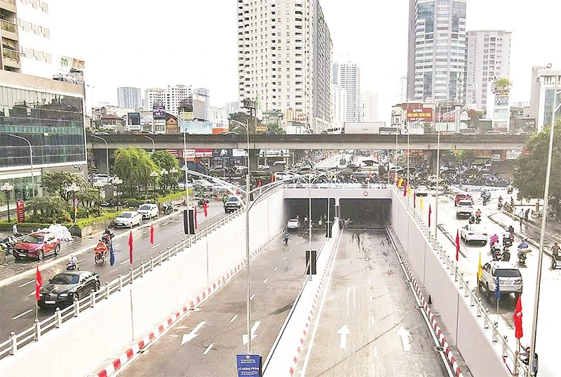 Hà Nội chuyển mình với tầm nhìn 100 năm: Từ đô thị hướng tâm sang mô hình đa cực hiện đại