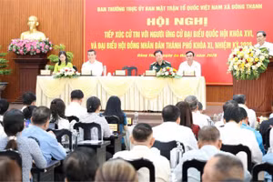 Đồng chí Trần Thanh Mẫn chia sẻ và làm rõ một số nội dung cử tri của các xã khu vực huyện Hóc Môn cũ quan tâm, kiến nghị.