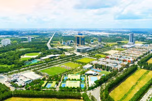 Thành phố Hồ Chí Minh sau hợp nhất tạo không gian phát triển công nghiệp bền vững (Trong ảnh: Một góc Khu Liên hợp Công nghiệp-Dịch vụ và Đô thị ở phường Bình Dương, Thành phố Hồ Chí Minh).